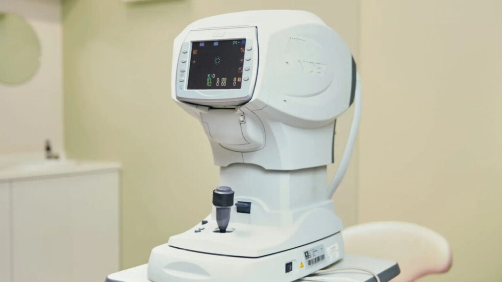 CS眼科クリニック 内斜視治療 オートレフラクト/トノメータ