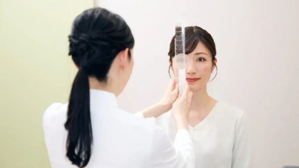 CS眼科クリニック 内斜視治療 眼位検査